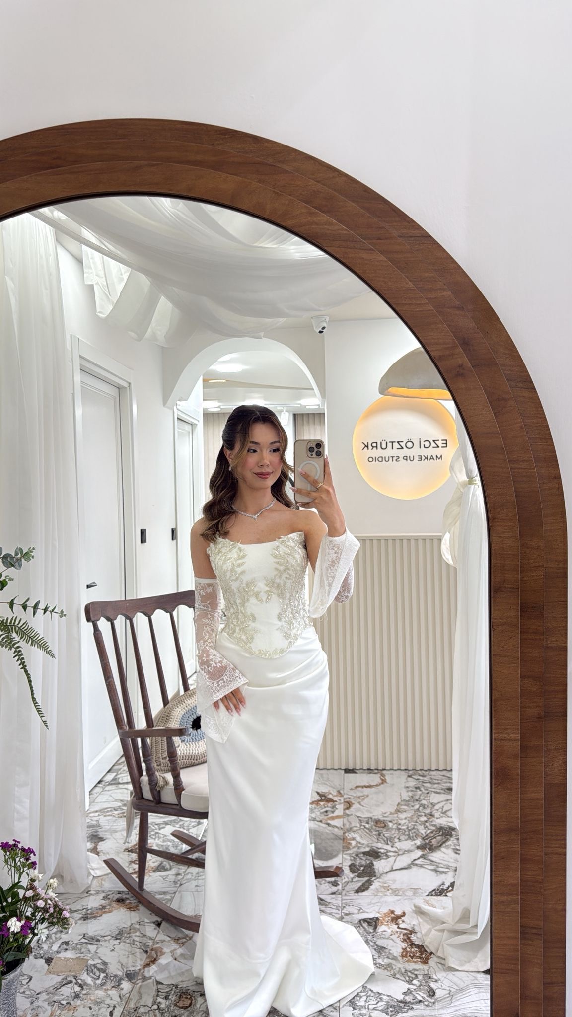 Ezgi Öztürk Make-Up Studio