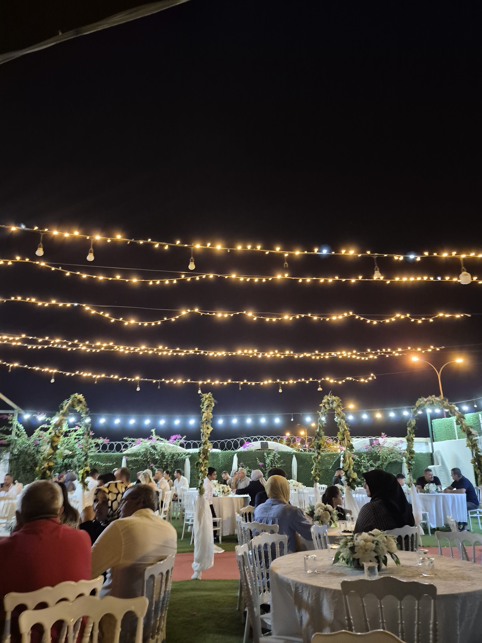 Lee Garden Park Kır Düğünü — Sarıçam, Adana kır düğünü mekanı görsel 1