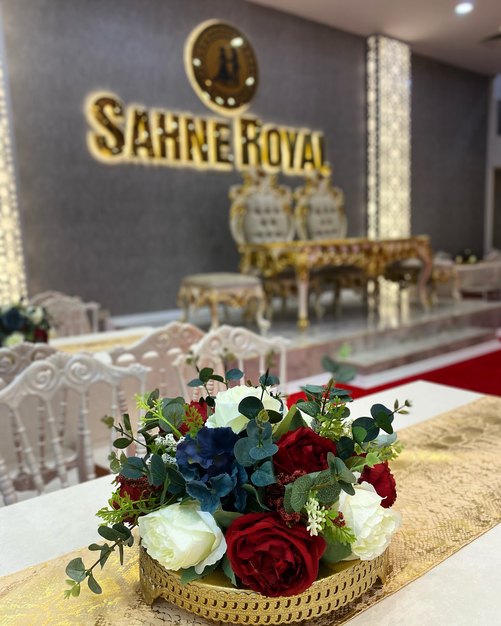 Sahne Royal — Seyhan, Adana kır düğünü mekanı görsel 1